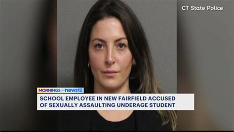 andie rosafar|Warrant: New Fairfield cafeteria aide sent student。